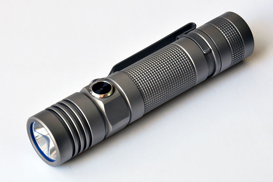 Olight S30 Titanium 2