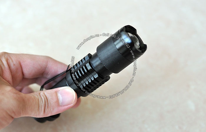 Đèn pin led zoom K3 7