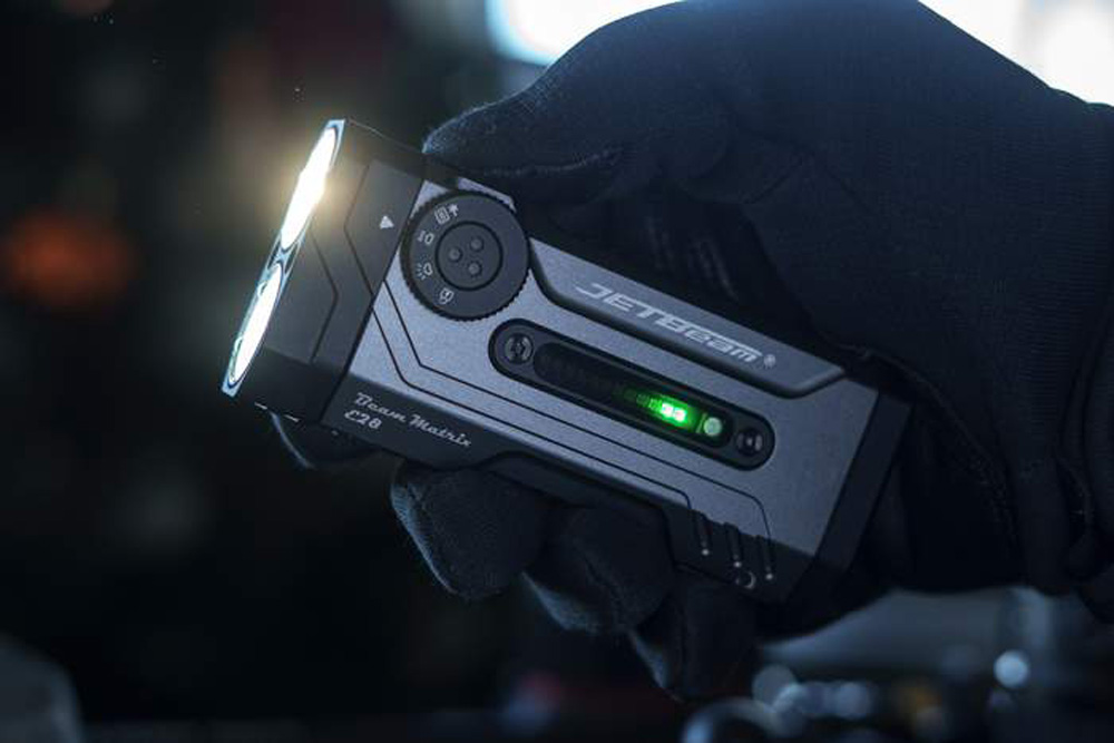 JETBeam E28 Matrix 18