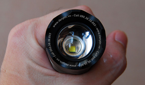 Đèn pin Led zoom C66 4